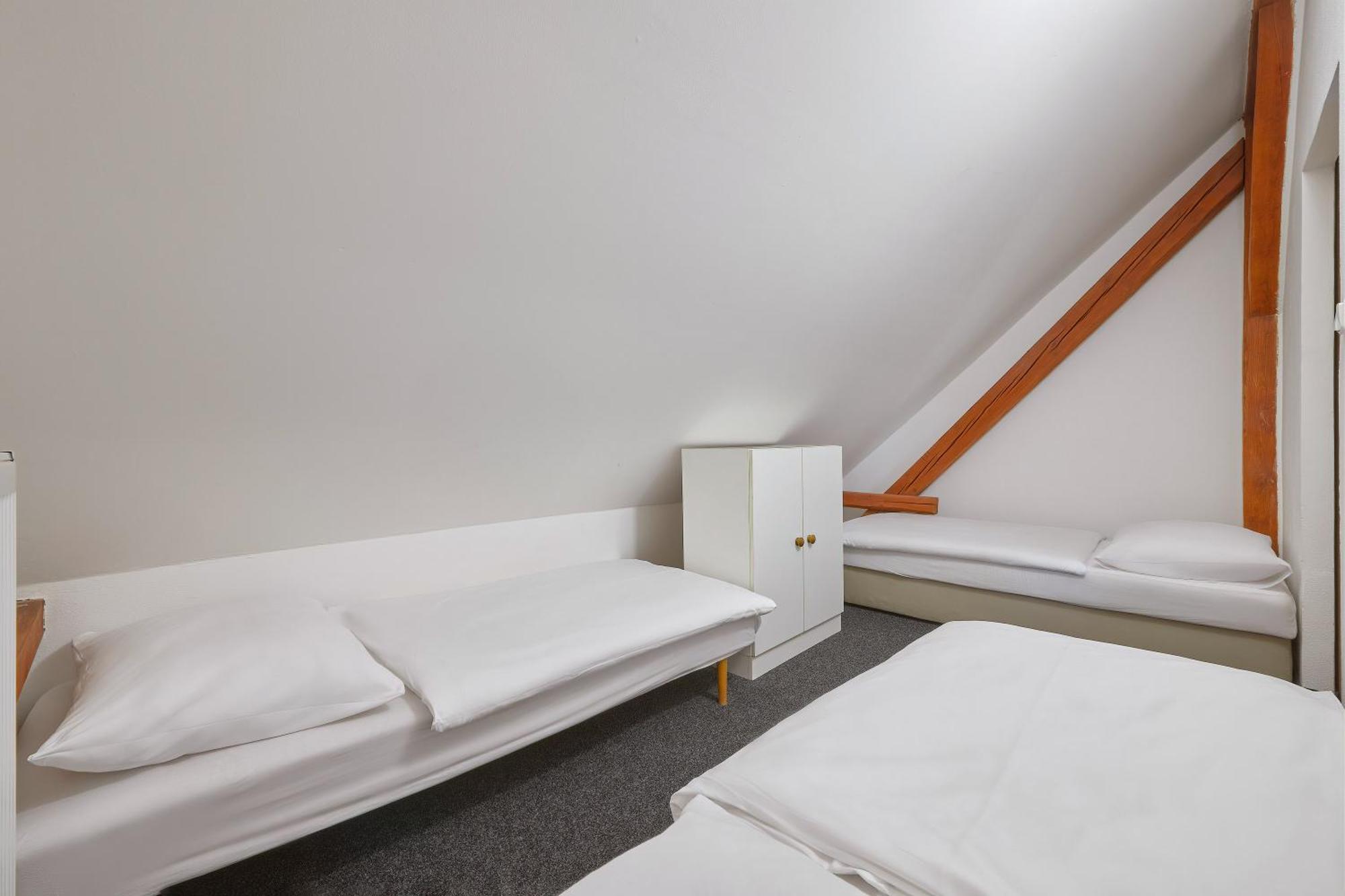 U Rybnika Smrcna Hotel โนวา บิสทริตเซ ภายนอก รูปภาพ